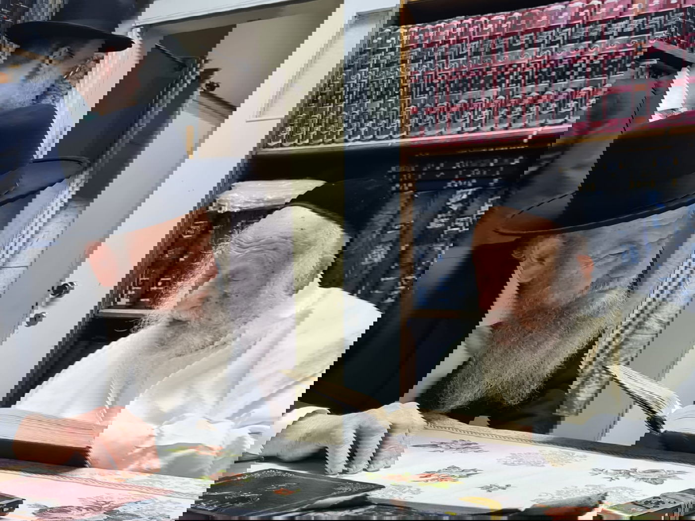 'הקבלת פני רבו' אצל הגרב"ד פוברסקי; צפו