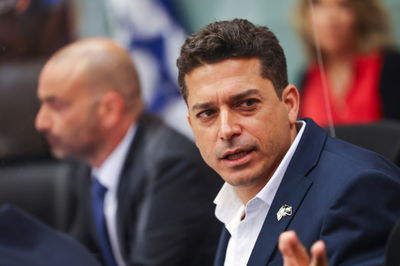 צרחות בדיון על הפרשת שיקלי: 'עבד שימושי, סותם חורים'