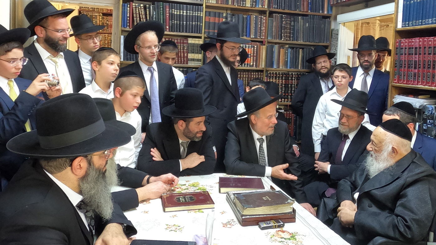 חג הפסח במחיצתו של ראש הישיבה הגאון רבי ברוך דב פוברסקי