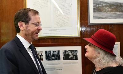 הרצוג וניצולת השואה