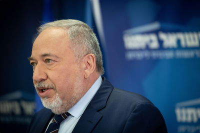 שר האוצר ליברמן