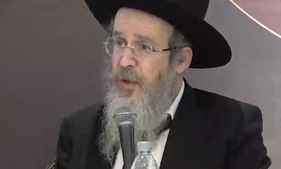 ראש ישיבת פוניבז' נגד שר התקשורת: "רוצה לטמא אותנו"