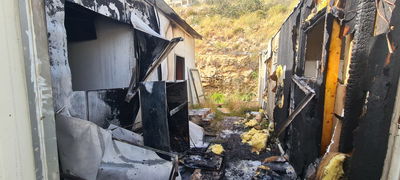 שלושה קרוואני פנימיית ישיבה עלו בלהבות