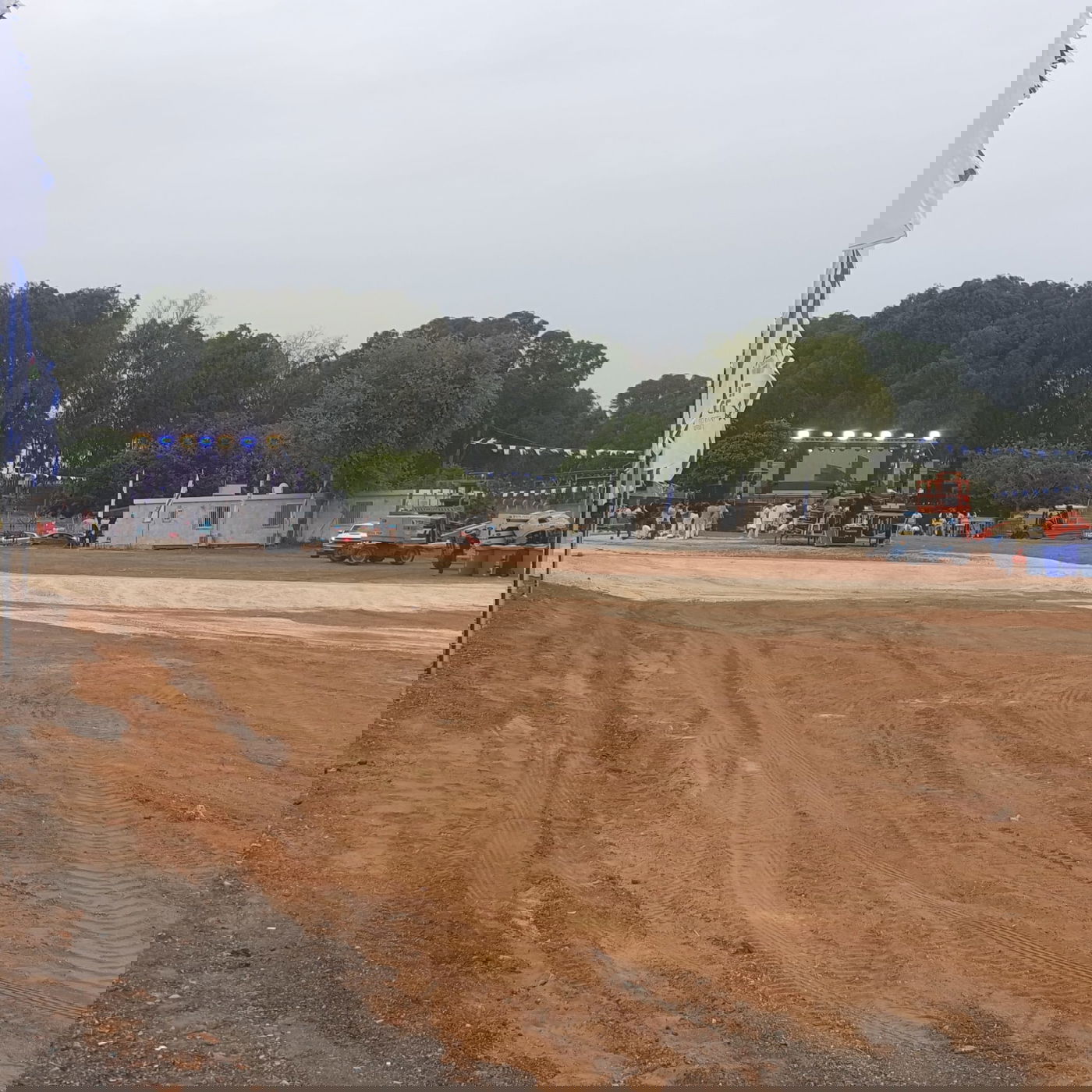 ח"כים נגד סגירת בית כנסת ביום העצמאות