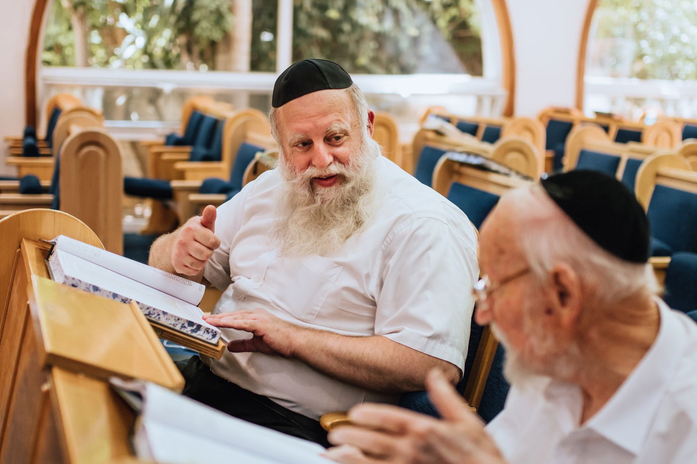 שיעורי תורה על בסיס יןמי.