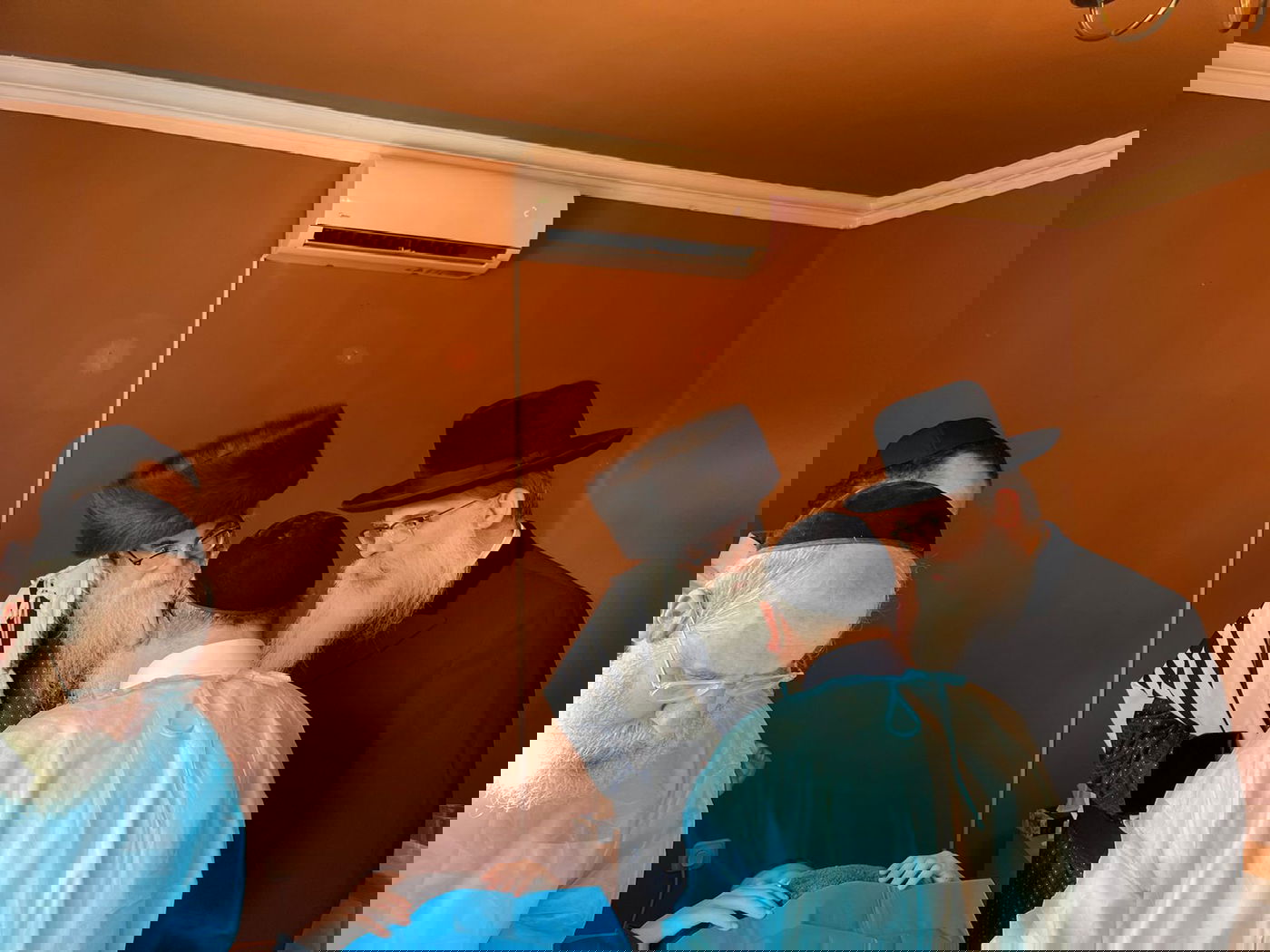 התרגשות בקרעסטיר: ברית לנער אוקראיני בן 12