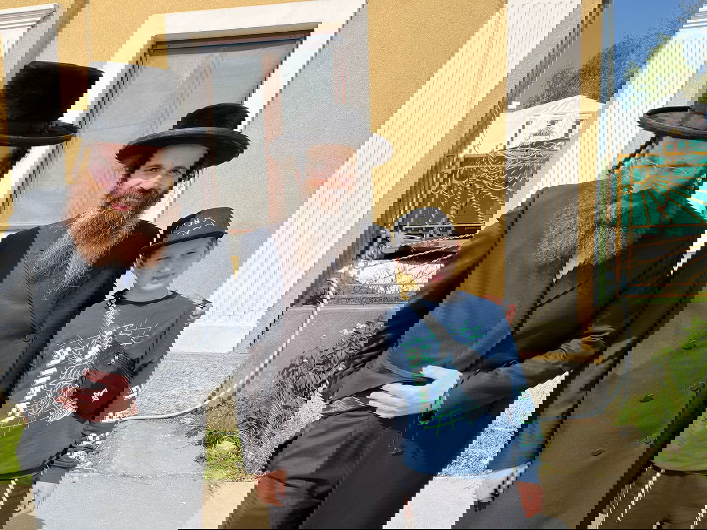 התרגשות בקרעסטיר: ברית לנער אוקראיני בן 12