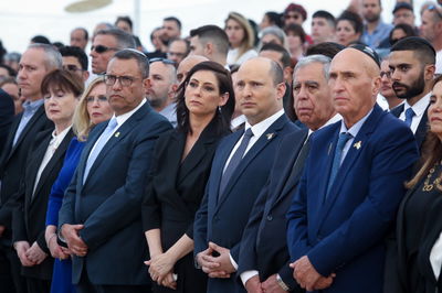 אלי בן שם לצד ראש הממשלה בנט, היום