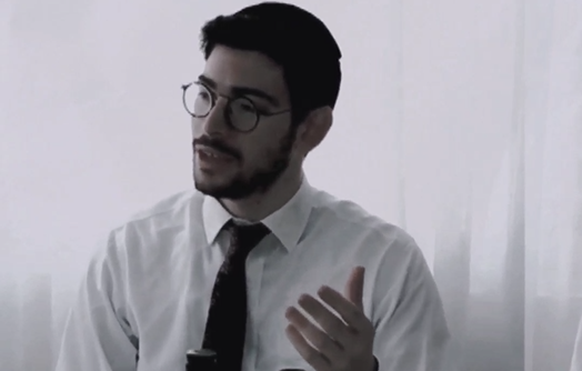 לייזר ברוק בתזכורת מוזיקלית: "היום שלושים ושלושה יום"