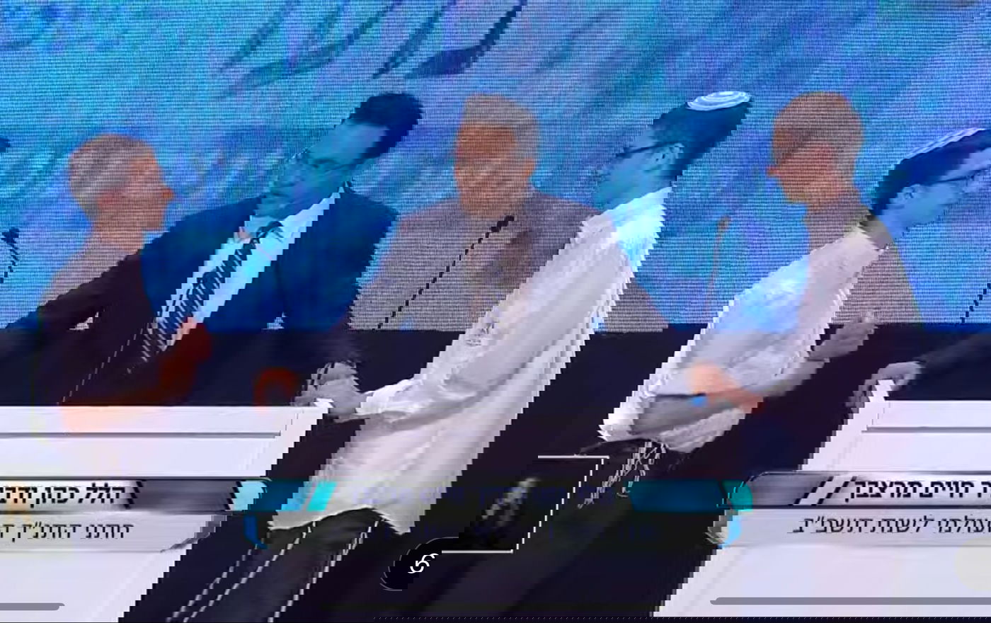 שני חתני חידון התנ"ך: דביר חיים מרצבך והלל כהן מישראל