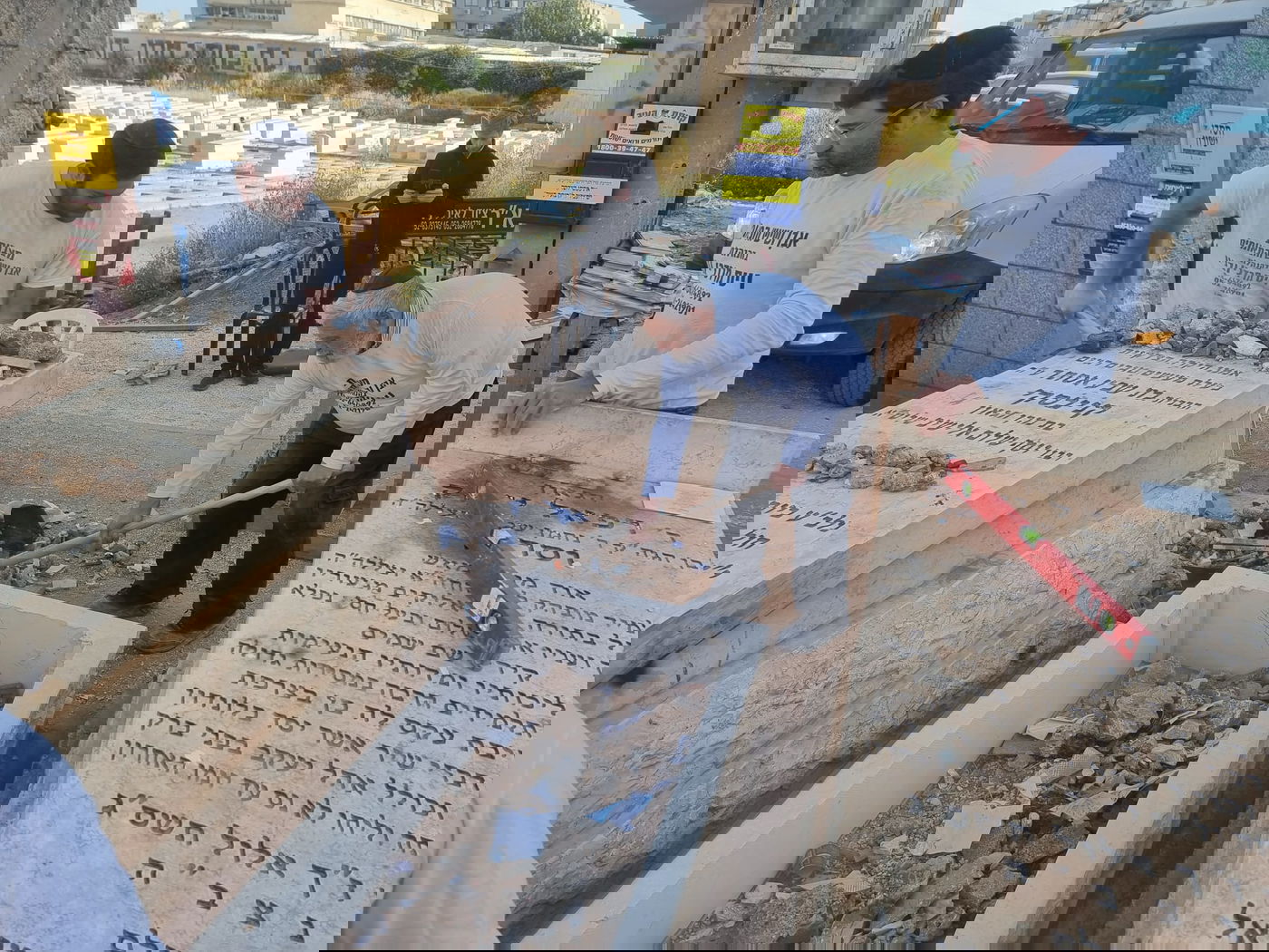 הוקמה המצבה על קברו של מרן רבי חיים קנייבסקי זצ"ל