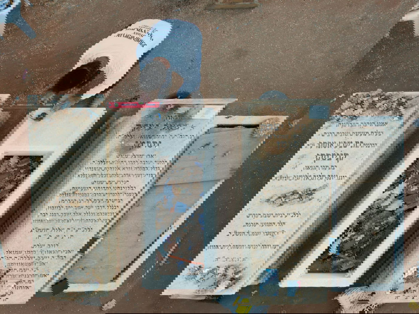 הוקמה המצבה על קברו של מרן רבי חיים קנייבסקי זצ"ל