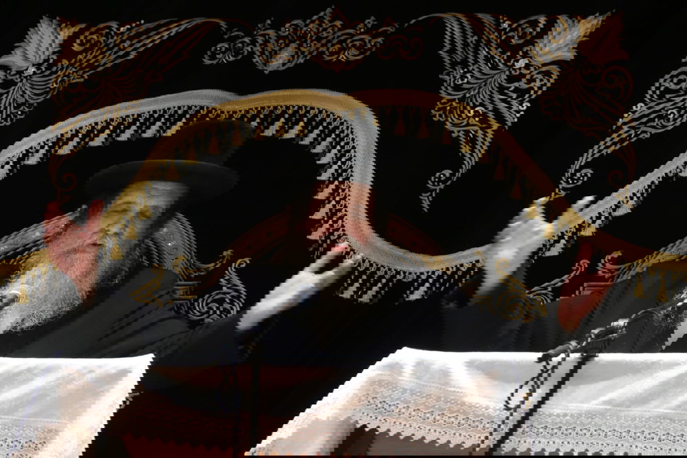 מאות בעצרת הספד לזכרו של רב קהילת חסידי גור בחיפה