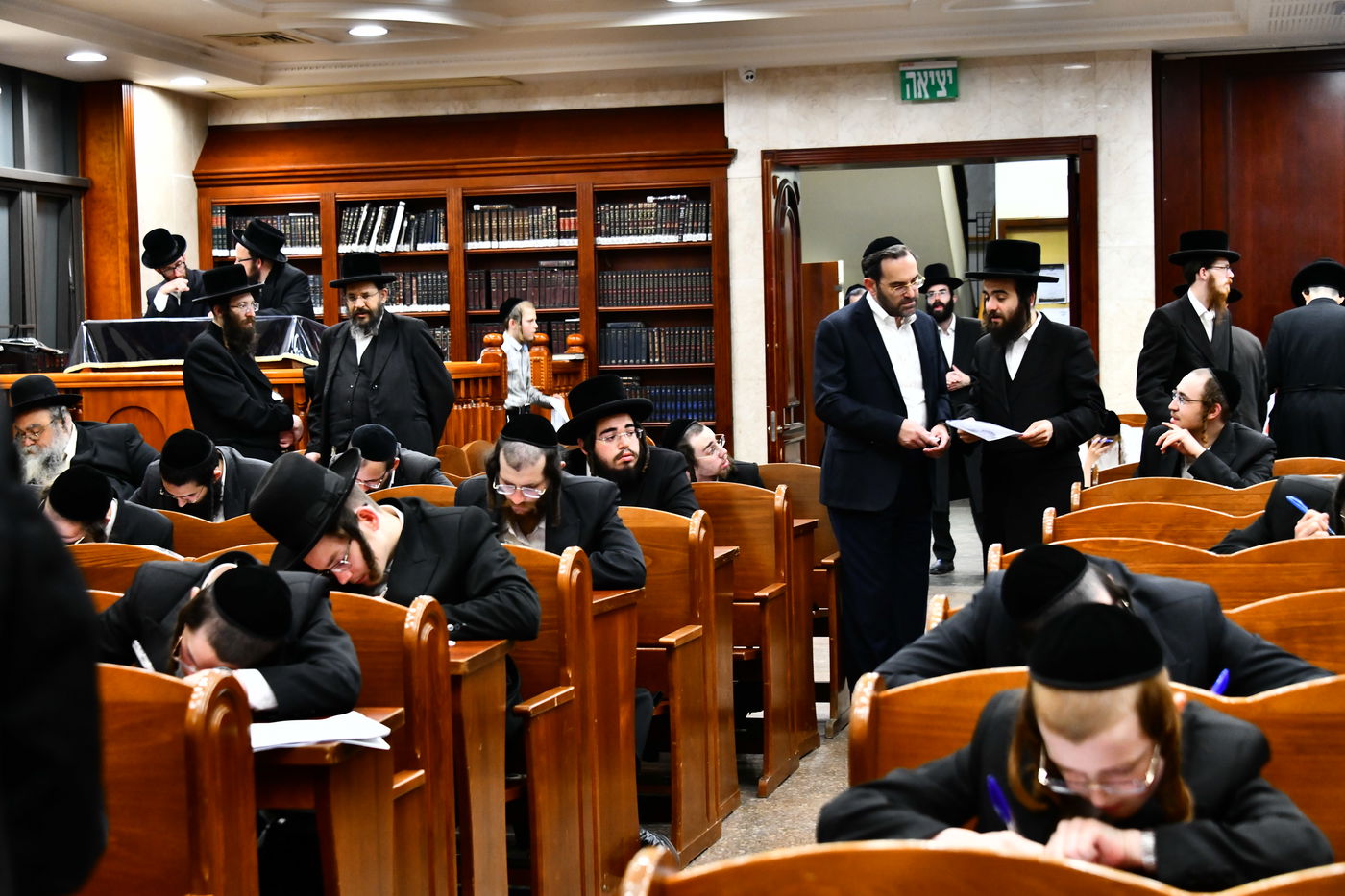 הרבי יצא מחדרו במפתיע: מצוייני סאדיגורה נבחנו