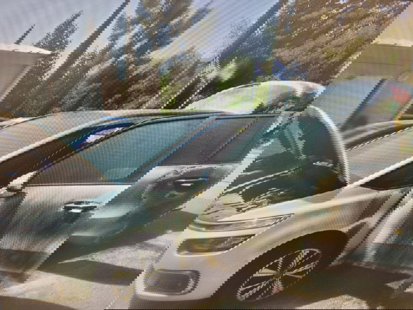 לאחר ויכוח עם אחד ממנהלי המפעל, החשוד הצית רכב - ברח ונתפס