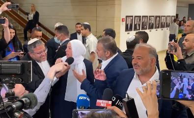 מנסור עבאס, היום בכנסת