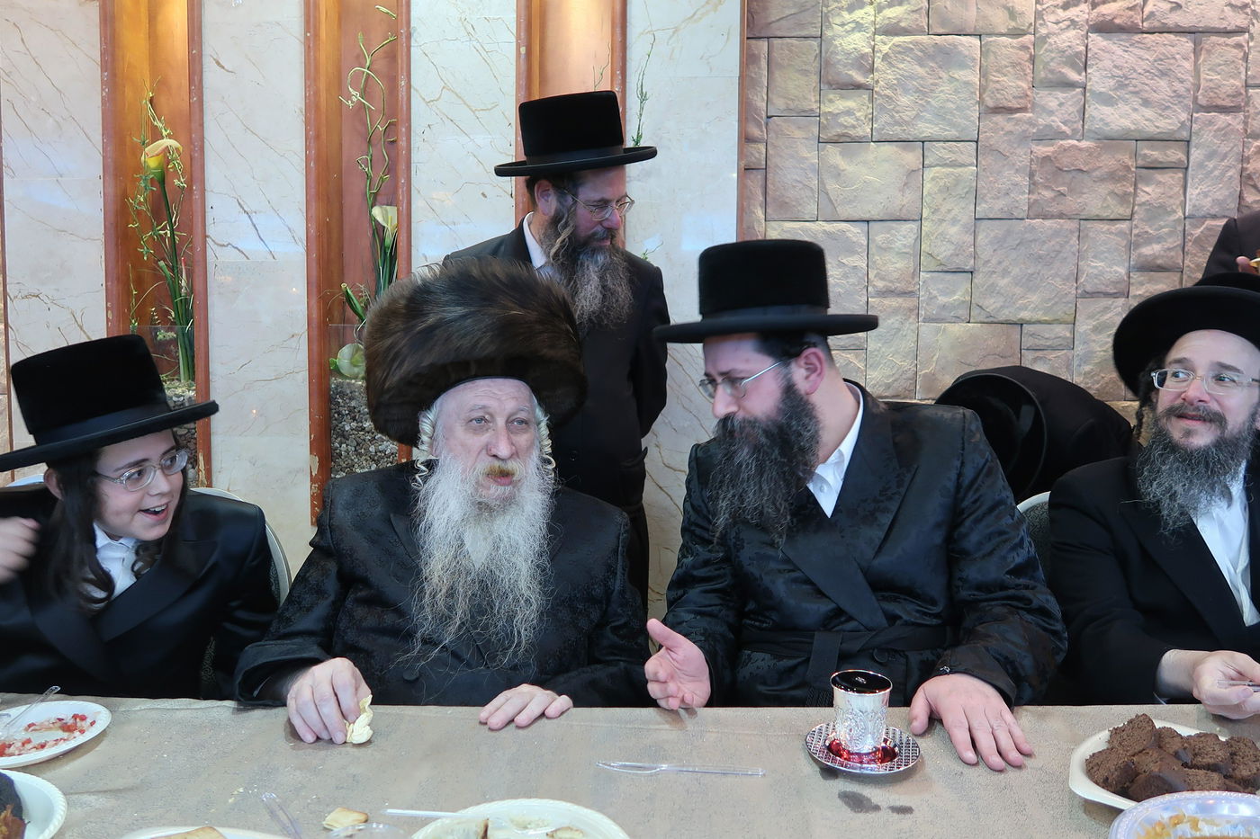 תיעוד: בר מצווה לנכד האדמו"ר מטשרנוביל