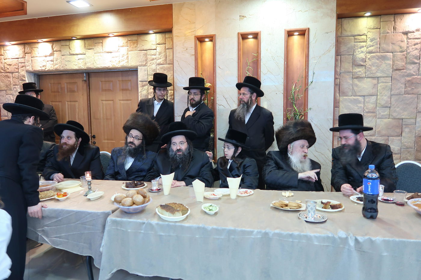 תיעוד: בר מצווה לנכד האדמו"ר מטשרנוביל