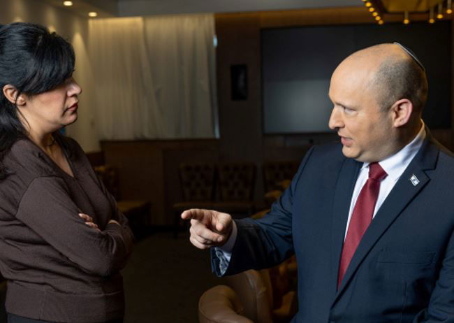 שמרית מאיר לצד בנט