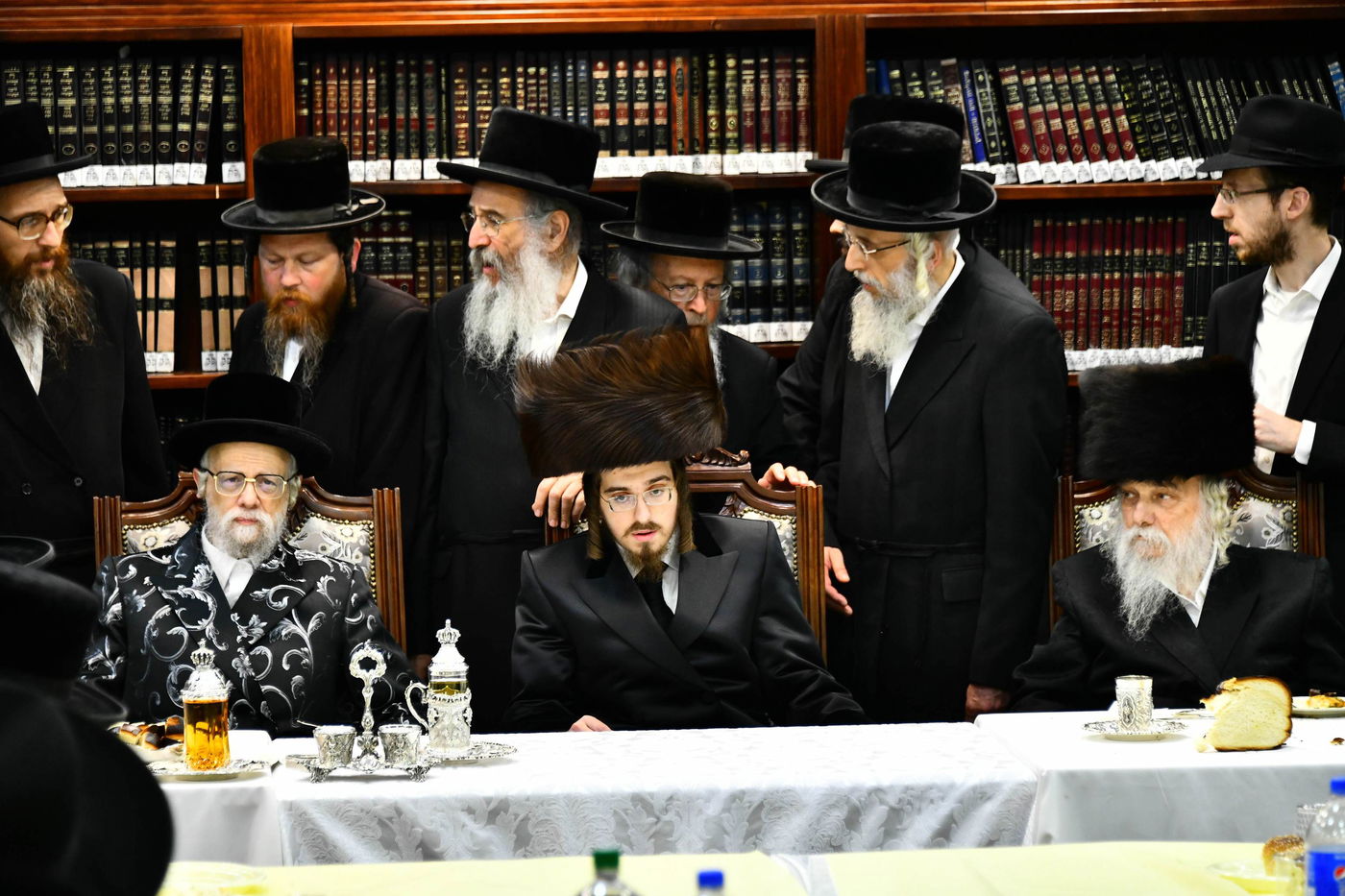 'קרישמע ליינען' וה'וואך נאכט' בסאדיגורה