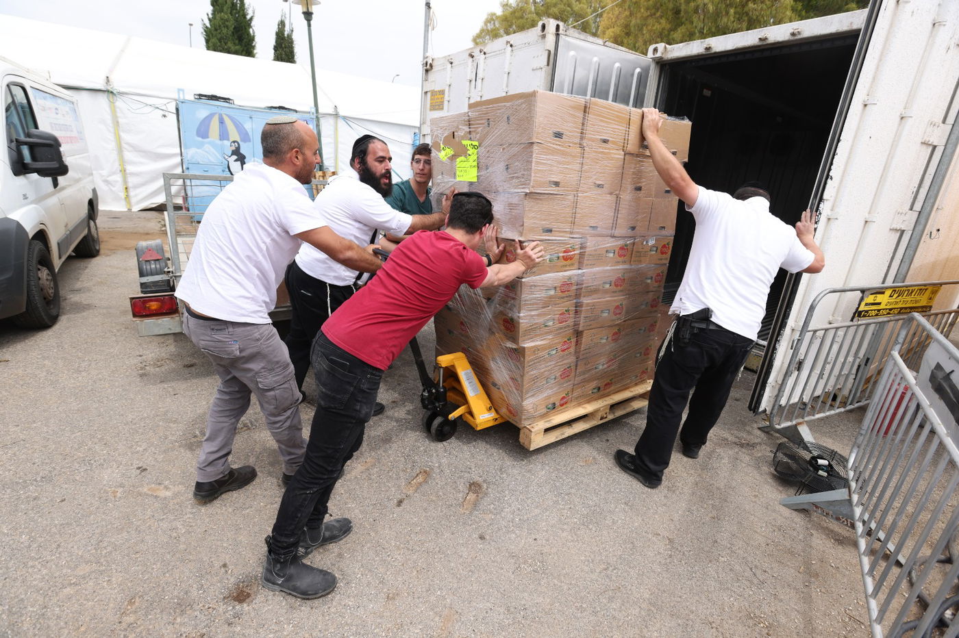 אוהלי ההסעדה של אור הרשב"י נפתחו במירון