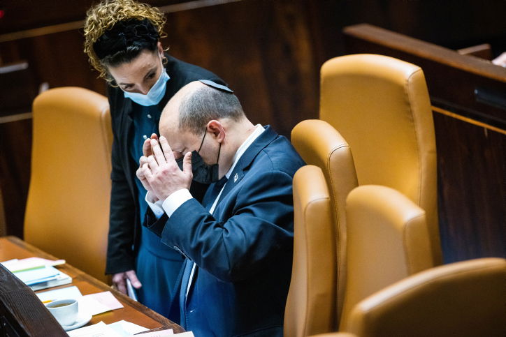 בנט וסילמן בימים אחרים, במליאת הכנסת