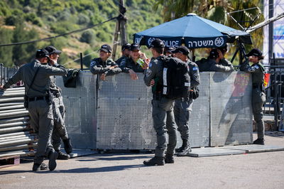 שוטרים במירון, הבוקר