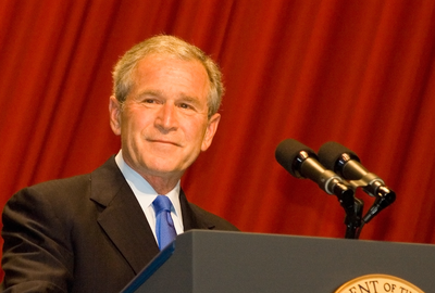 הנשיא בוש התבלבל: "אההמ... לאוקראינה"