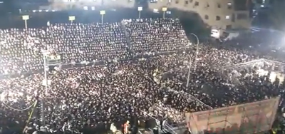 ההמון בהדלקת הרב בידרמן