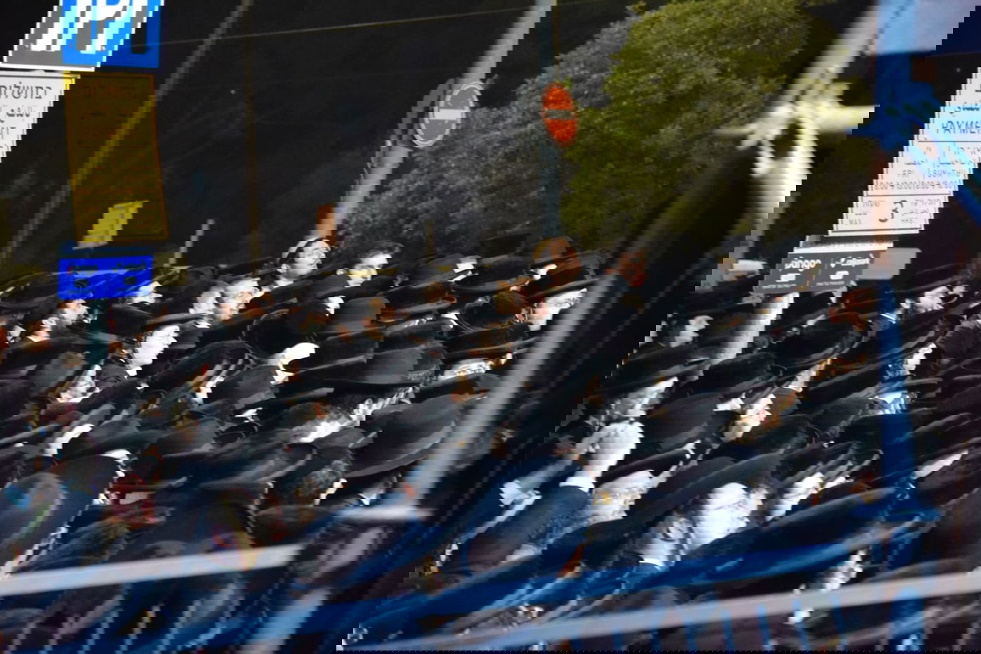 בראשות האדמו"ר: אלפים בהדלקה בתולדות אהרן