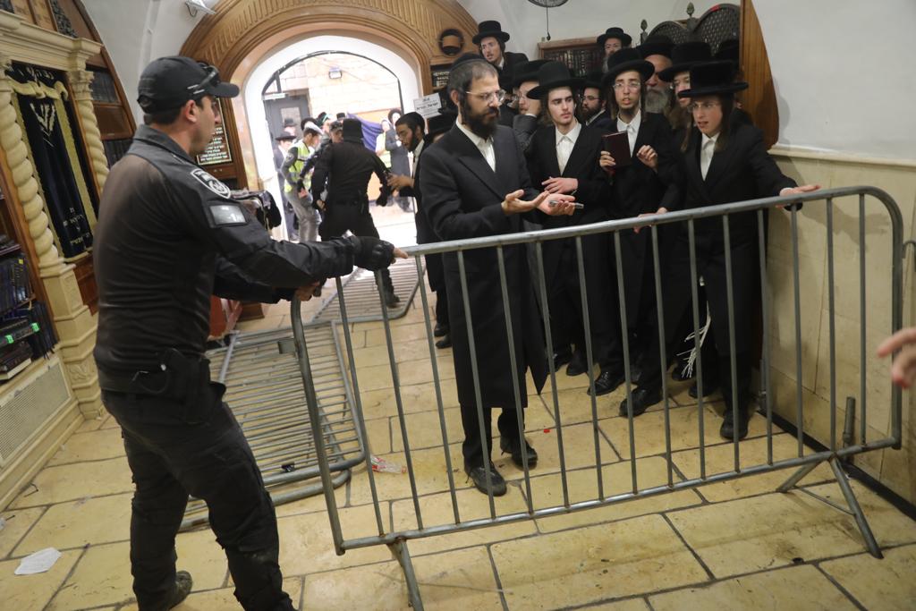 כאוס במירון, המתווה קרס: המשטרה איבדה שליטה ונסוגה