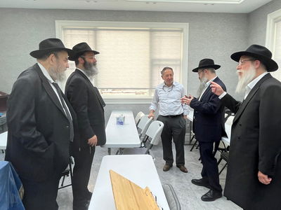 חלק משליחי חב"ד באוקראינה, בניו יורק