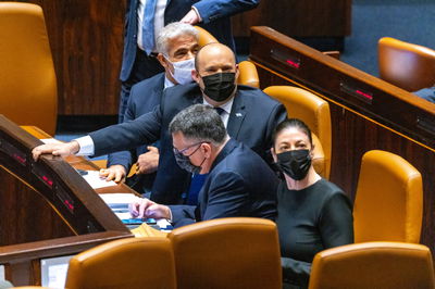 בנט ולפיד, שבוע שעבר במליאה