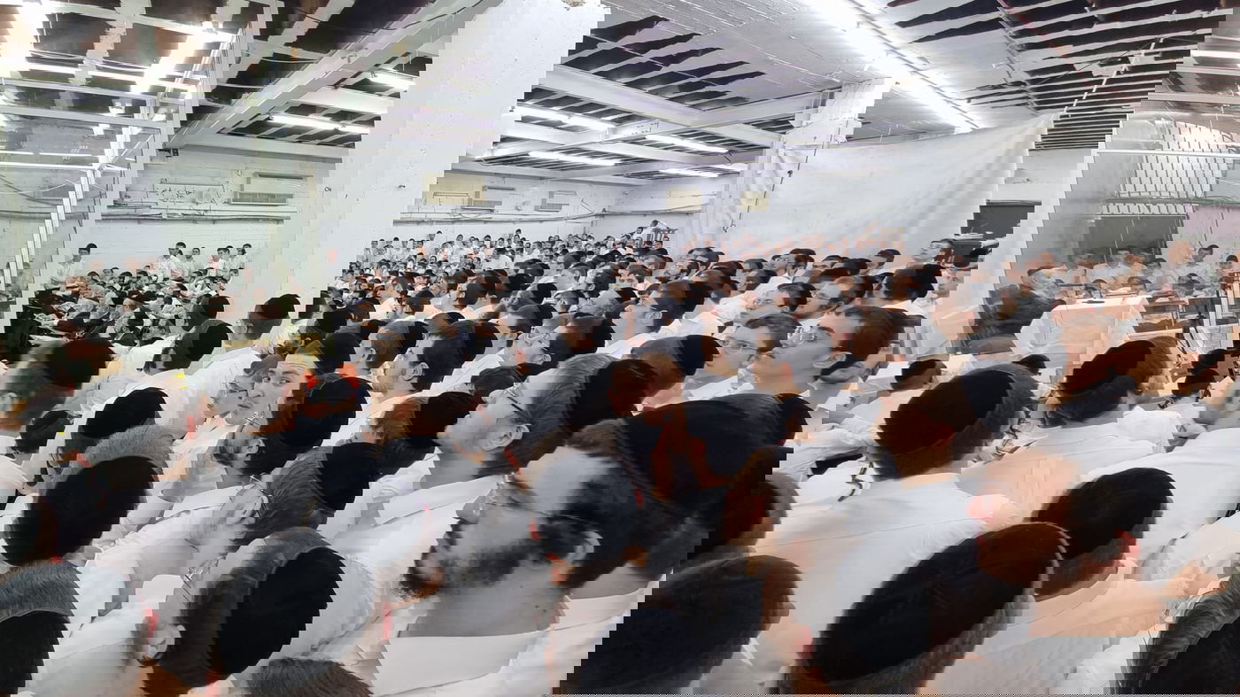 מתן תורה; אלפים במשא הגר"ג אדלשטיין