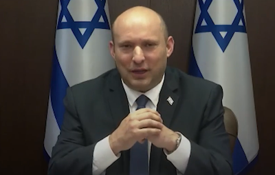 בנט: מחזיק בידיי הוכחה לשקרים של איראן