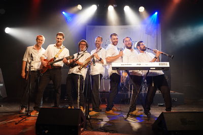 להקת 'המעיין' במחרוזת רגש לחג השבועות