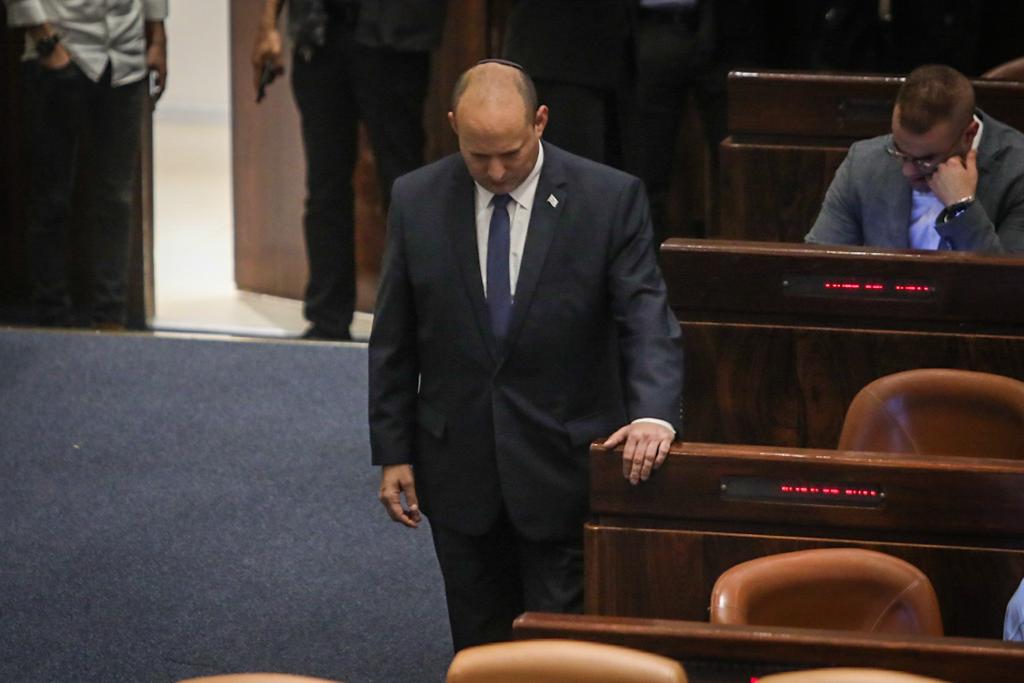 "בנט - זה נגמר!" כל התגובות לנפילת החוק