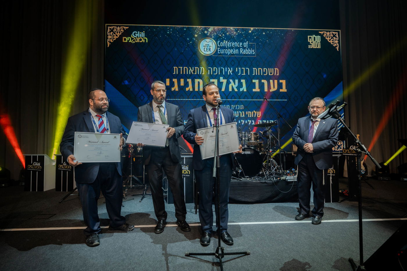 אלי איטקין מגיש: 350 רבנים התכנסו במינכן