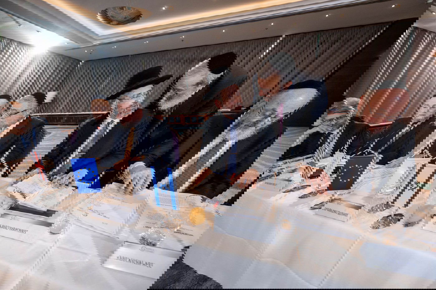 אלי איטקין מגיש: 350 רבנים התכנסו במינכן