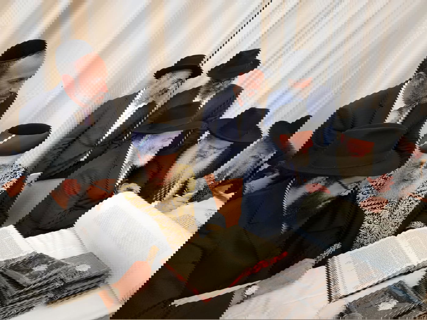 ביקור בזק של הראשון לציון בוינה • צפו בתיעוד