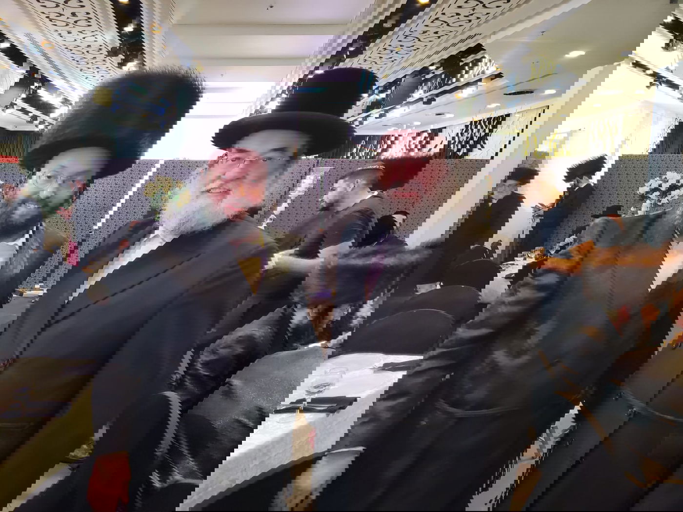 הפרשן הפוליטי חיתן בת - כולם התייצבו • צפו