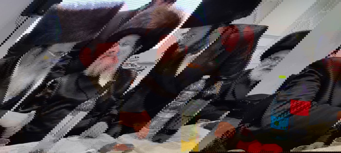 הפרשן הפוליטי חיתן בת - כולם התייצבו • צפו