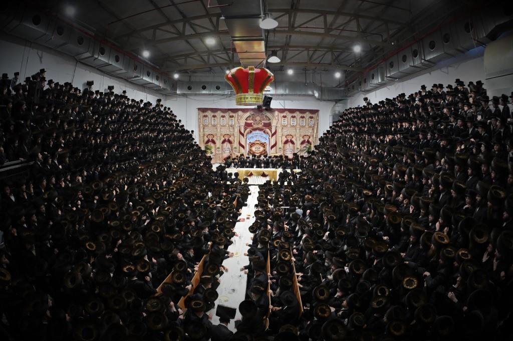 שמחת החתונה לנכד האדמו"רים מויז'ניץ וסערט ויז'ניץ