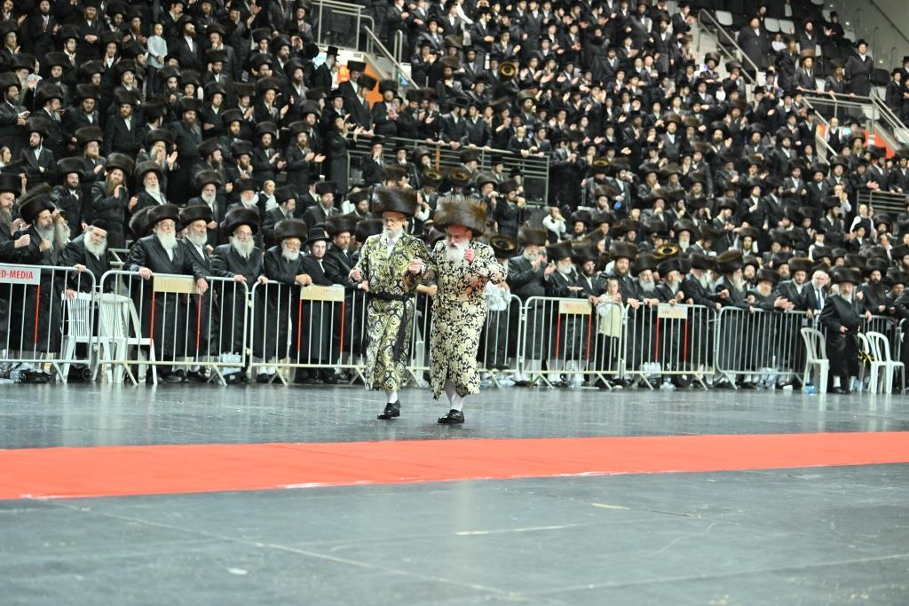 שמחת החתונה לנכד האדמו"רים מויז'ניץ וסערט ויז'ניץ