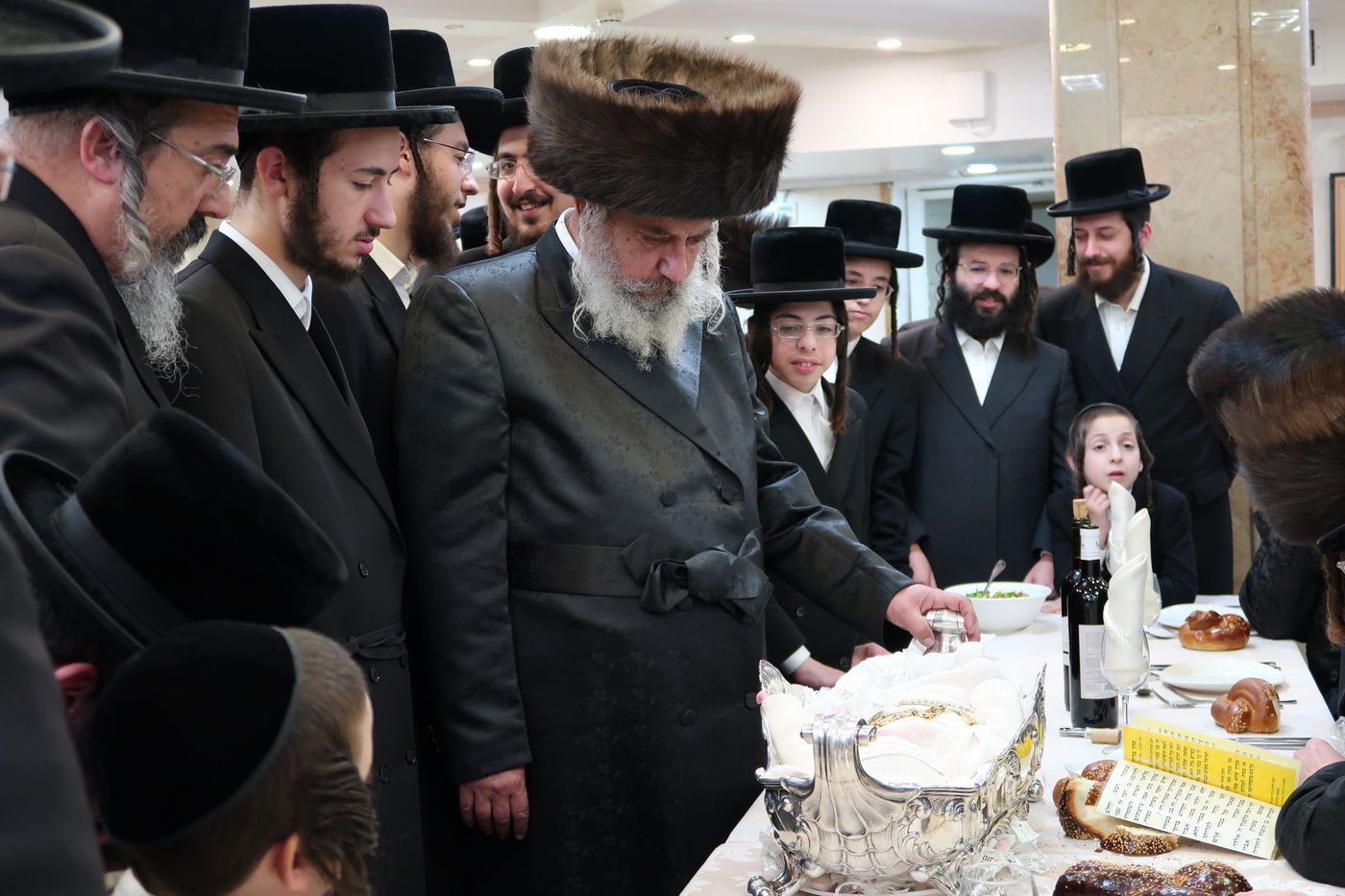 פדיון הבן לנין האדמו"ר מקאמרנא • צפו