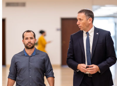 בסוס וכהנא בכנסת