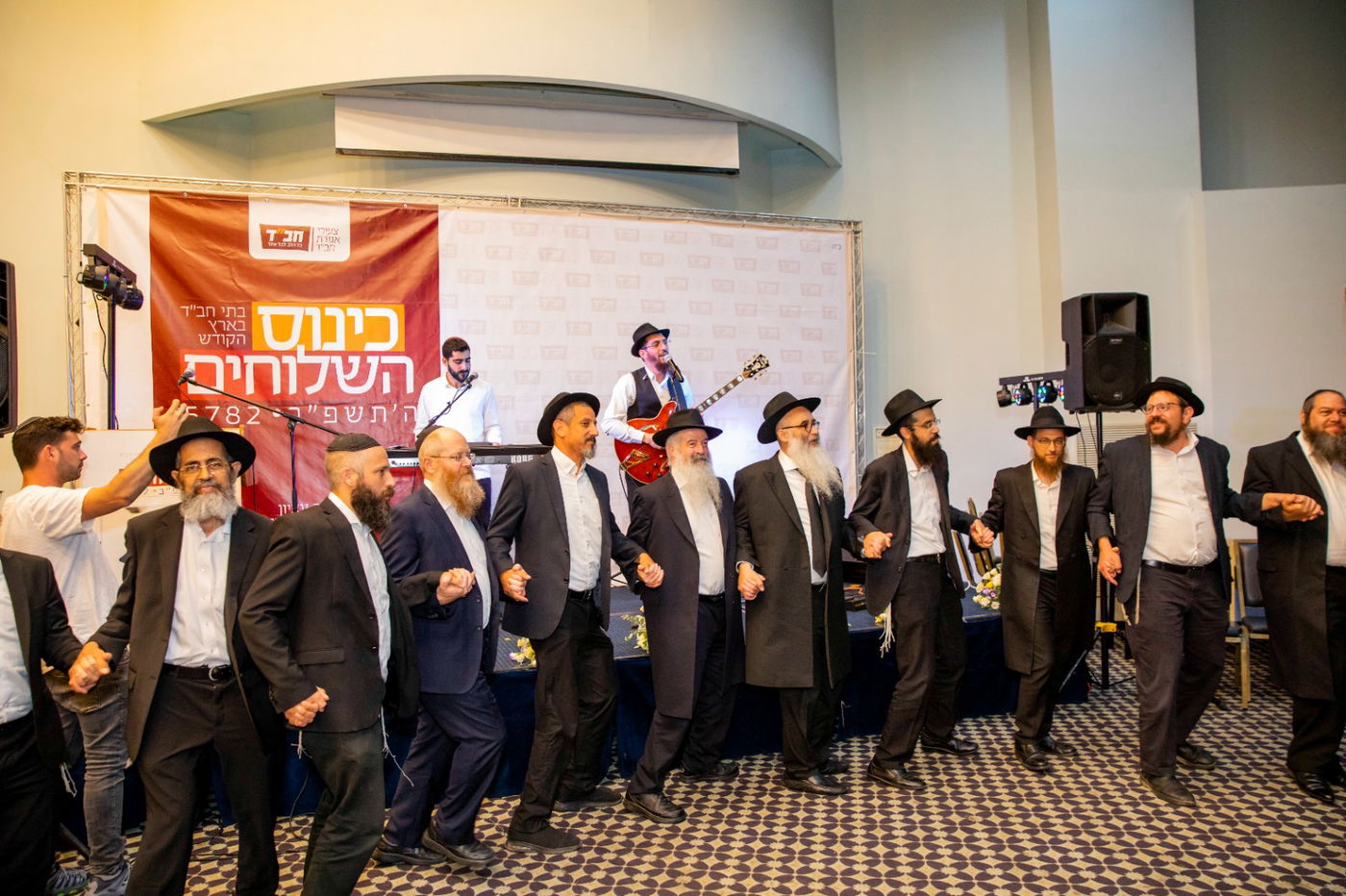 הגרסה הישראלית: מאות שליחי חב"ד בארץ התכנסו • צפו