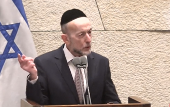 אורי מקלב לרה"מ לבנט: "אתה עדיין בהחייאה"