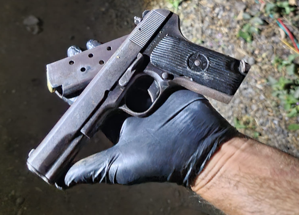 עשרה התכוונו לבצע פעילות פלילית ונעצרו