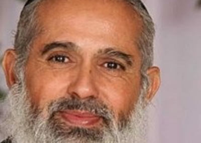 אורי שבח בסינגל חדש: "רפאנו"